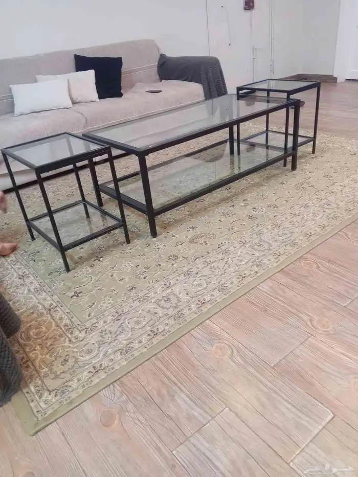 طاولة وزولية نضيفة للبيع اثاث مستعمل نظيف نص السعر رخيص 0