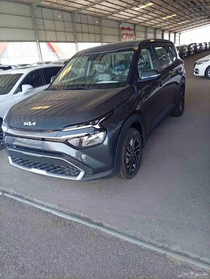 كيا كارينز GL مطور موديل 2025 عروض نهايه العام 3