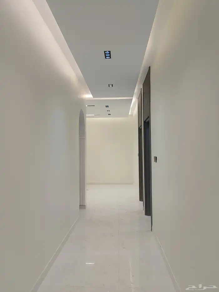 للبيع شقه تمليك الدور الاول حي احد جديده بالدمام 660 الف 5 غ 13
