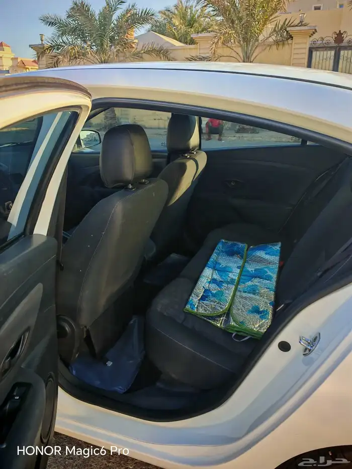 للبيع رينو فلونس 2014 0