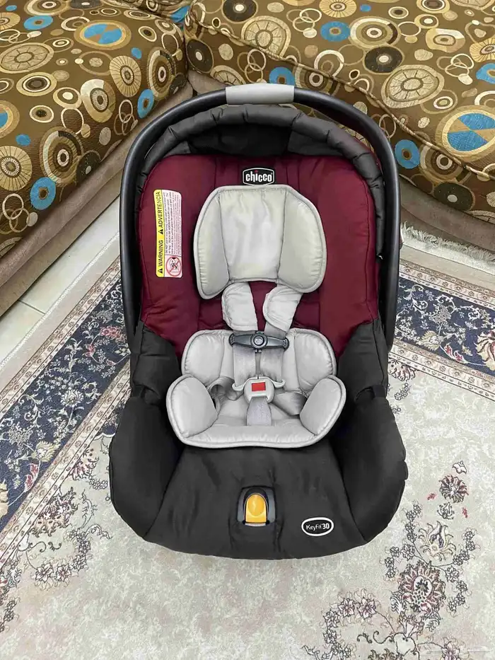 كارسيت شيكو نظيف شبه جديد تماما بالقاعده الخاصه بيه 3