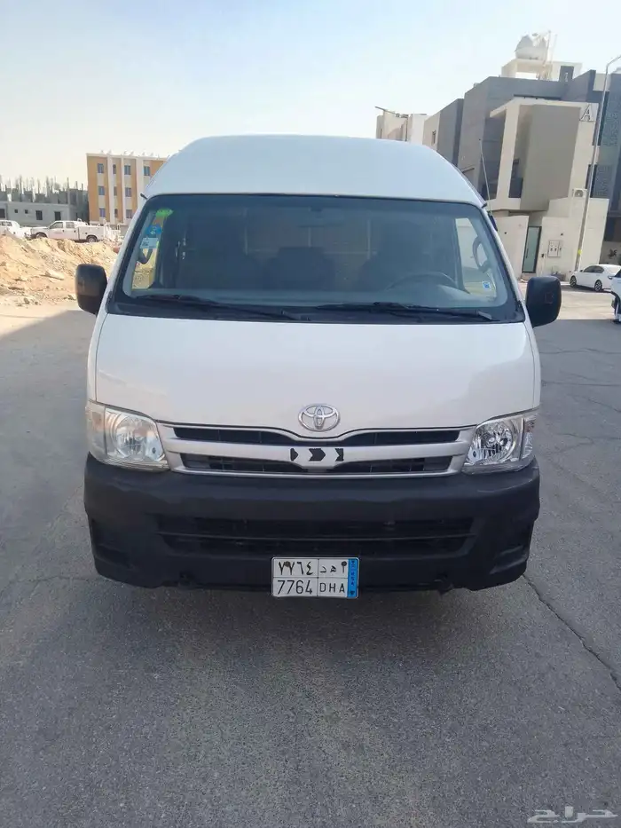 تويوتا فإن بضاعه 2013 9