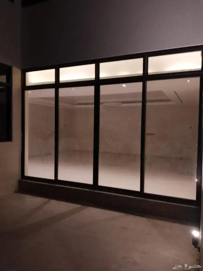 تفصيل نوافذ زجاج وابواب الومنيوم كلادينج 5