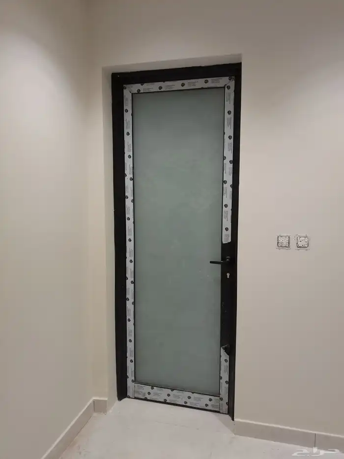 تفصيل نوافذ زجاج وابواب الومنيوم كلادينج 6