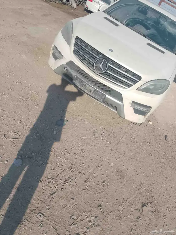 مرسيدس ام ال مديل2013تشليح قطع غيار السيارات المستعمله 1