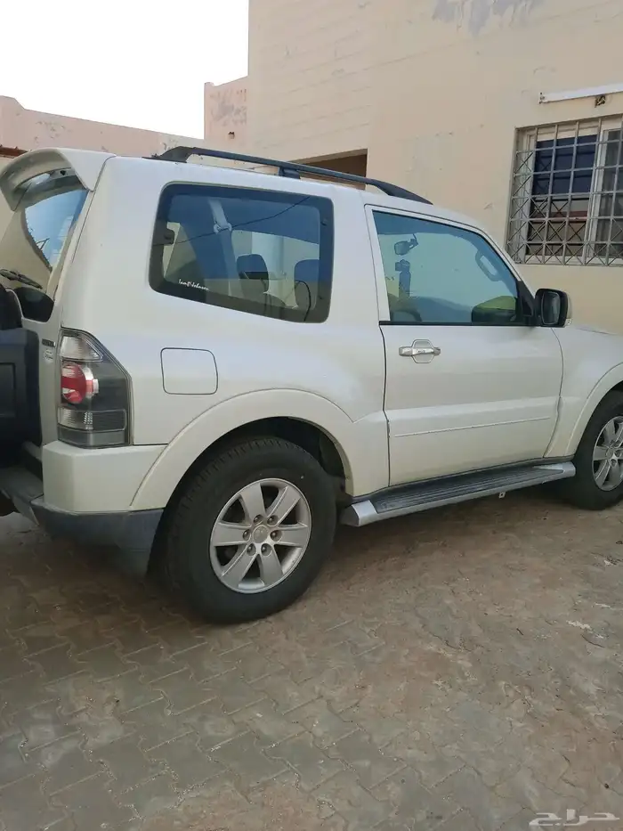 للبيع جيب باجيرو ربع مستبيشي 2007 على السوم 1