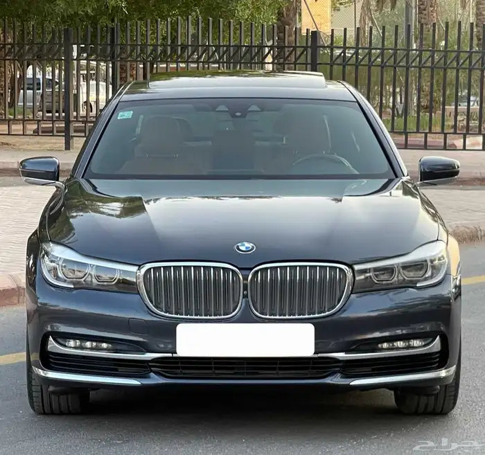 بي ام دبليو Li730 2018 فل سعودي 5