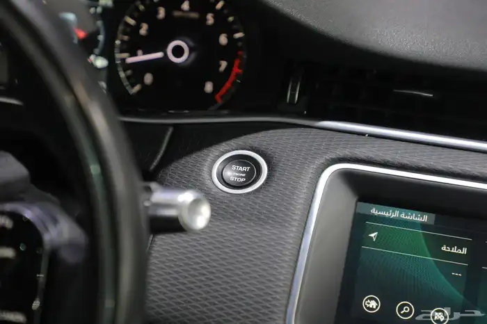 لاند روفر ايفوك 2020 11