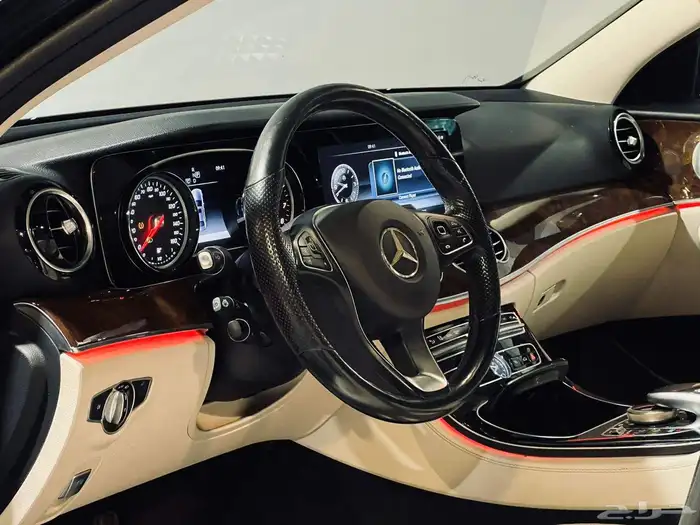 مرسيدس 2017 E300 مالك أول بحاله ممتازه ماشاء الله 15