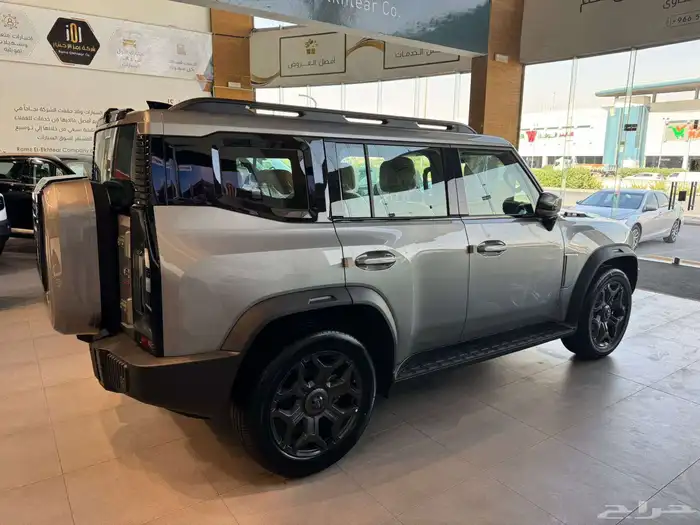 جيتور T2 لاكشري 2026 ألوان (فضي-أسود-أسمنتي-رمادي مطفي) 2