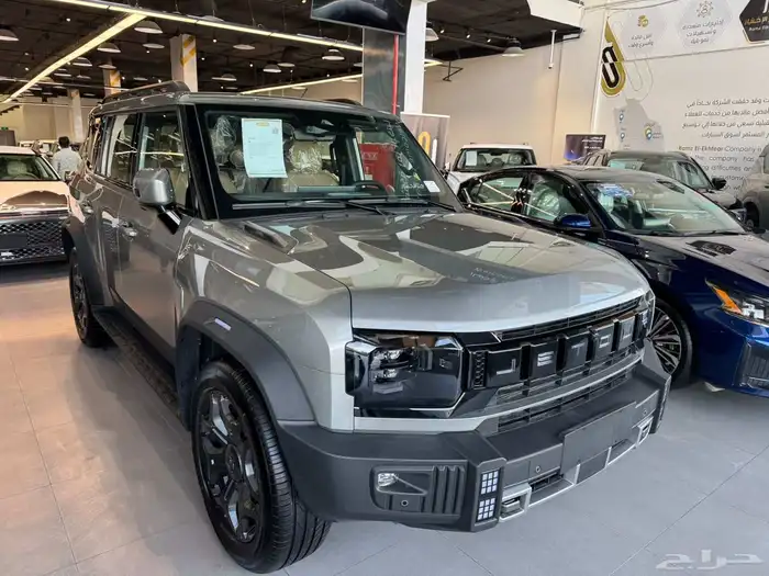 جيتور T2 لاكشري 2026 ألوان (فضي-أسود-أسمنتي-رمادي مطفي) 1