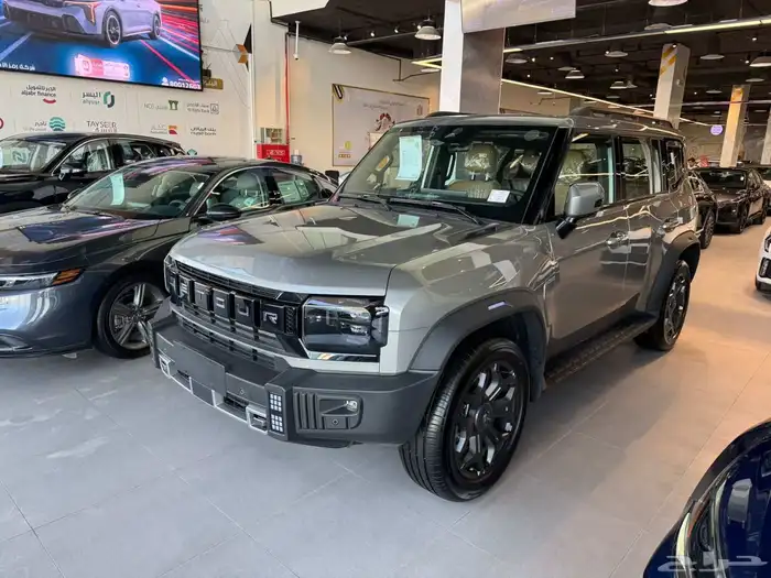 جيتور T2 لاكشري 2026 ألوان (فضي-أسود-أسمنتي-رمادي مطفي) 3