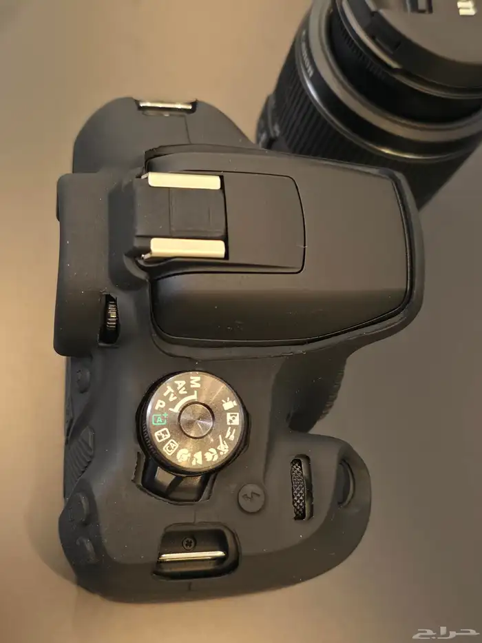 كامرا كانون 2000D 5