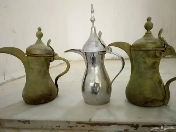 دله بغدادي رسلان تراثيه نحاس وواحد فضي 1