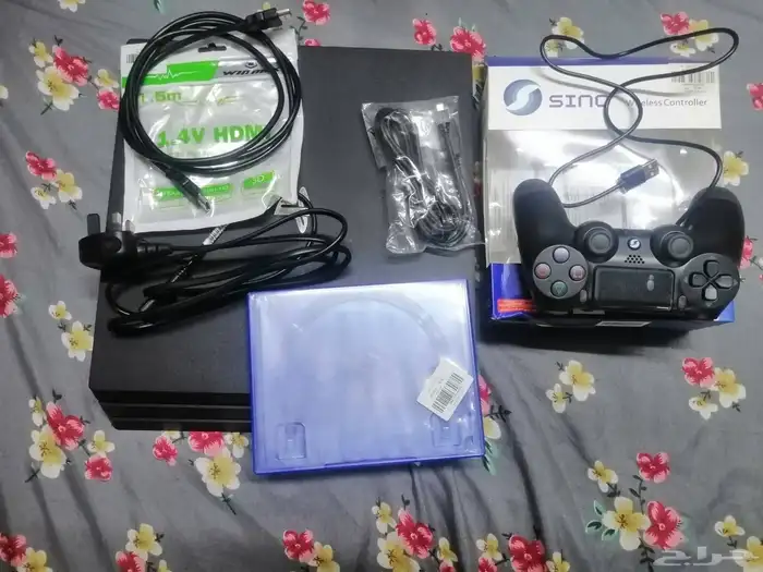 بلاستيشن 4 نضيف جدا استعمال شهر لايجي إلى الصامل 1