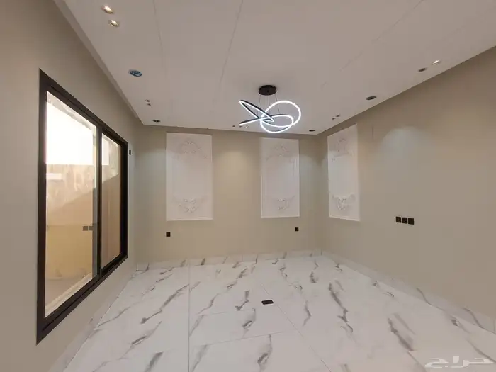 للبيع ارواف ارضيه وعلويه بي سطح بحوش ومدخل سياره 15