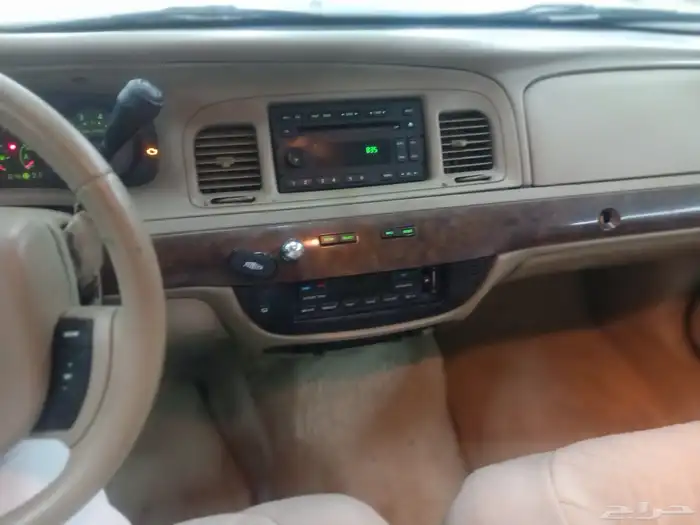 فورد جراند ماركيز 2006 ممتاز على الفحص 8