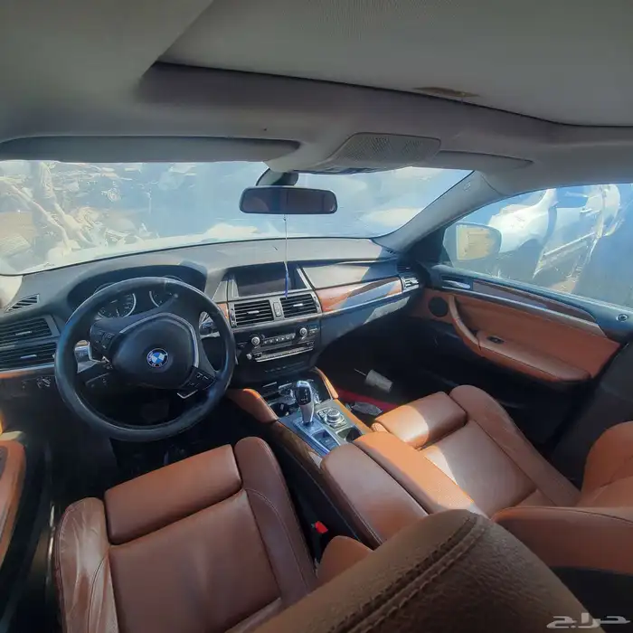 بي ام اكس اكس مديل 2012تشليح قطع غيار 3