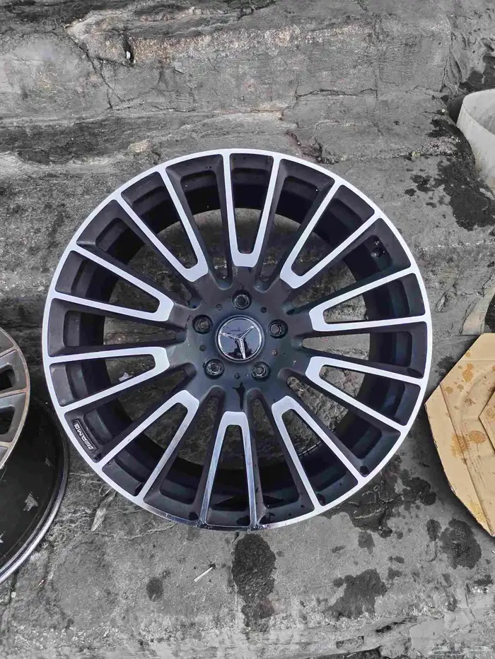 جنوط مرسديس جي جلاس موديل 2025 مقاس 22تجاري كوبي ون 2