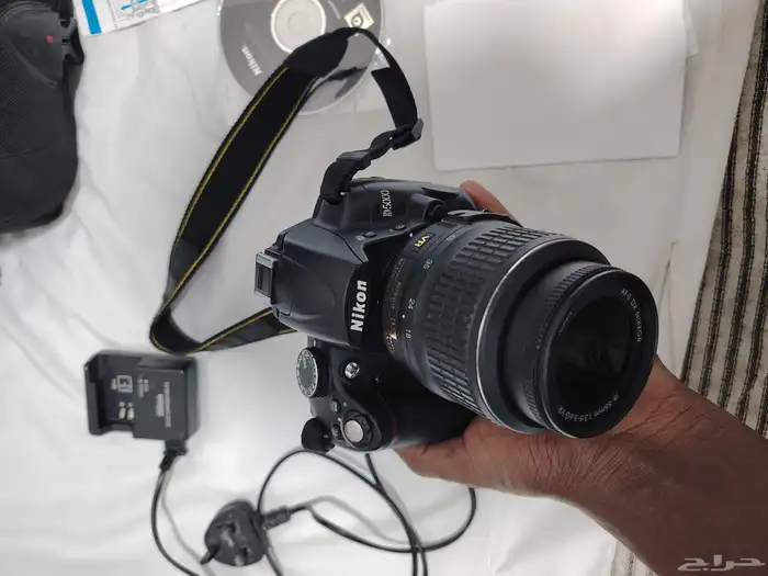 كاميرا نيكون 5000d نظيفه شبه جديده 7