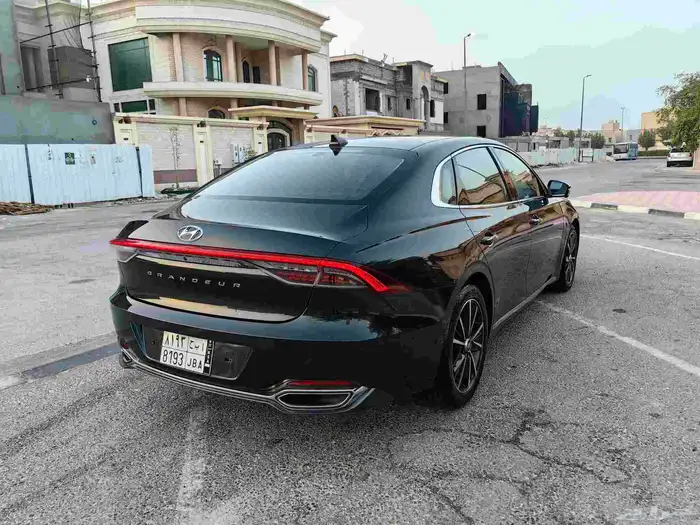 هونداي جرانديور (ازيرا) 6 سلندر فل موديل 2021م بدي وكالة 5