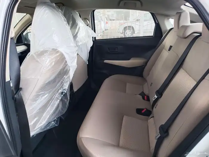 تويوتا يارس موديل 2026 ستاندر 17