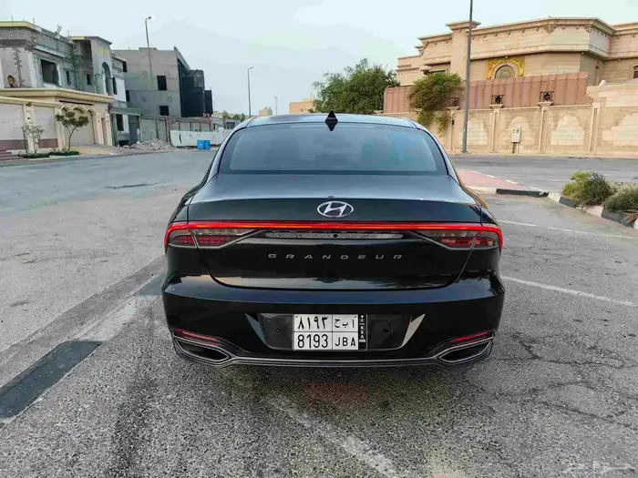 هونداي جرانديور (ازيرا) 6 سلندر فل موديل 2021م بدي وكالة 4
