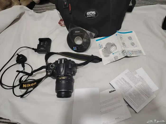 كاميرا نيكون 5000d نظيفه شبه جديده 0