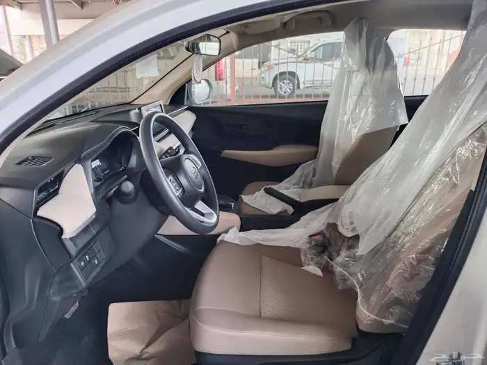 تويوتا يارس موديل 2026 ستاندر 12