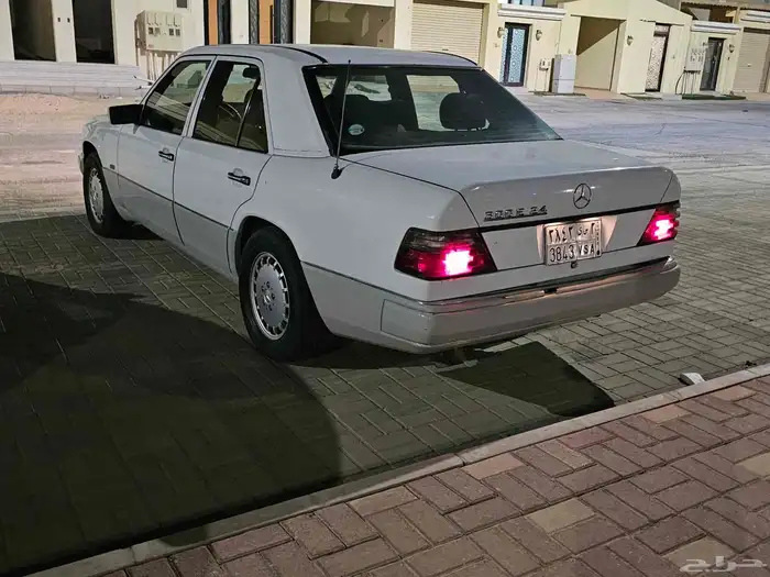 مرسيدس 1991 E300 2