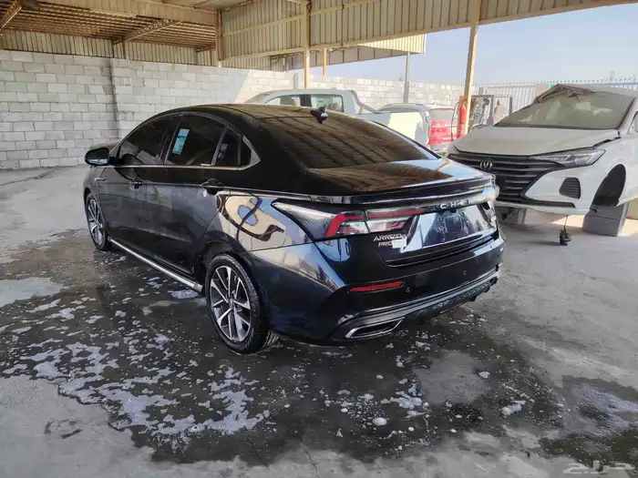 شيري اريزو 6 مديله 2023 تشليح قطع غيار 2