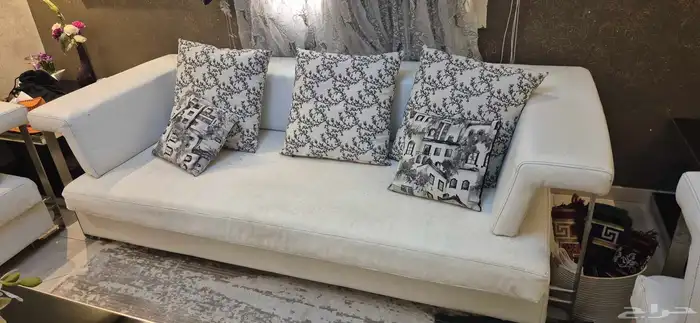 طقم كنب ابيض جلد للبيع 0