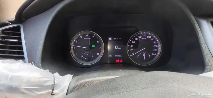 للبيع توسان 2017 نص فل 3