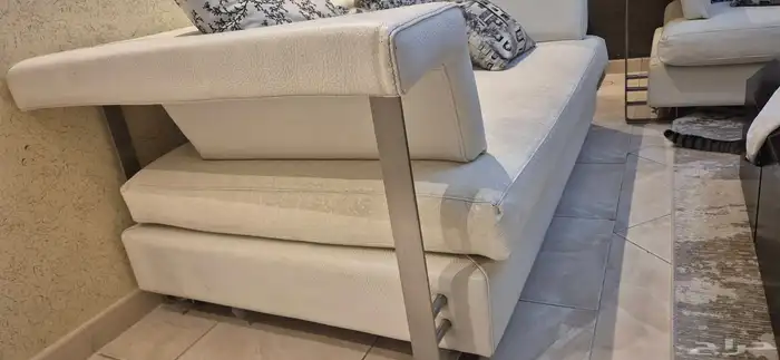 طقم كنب ابيض جلد للبيع 3