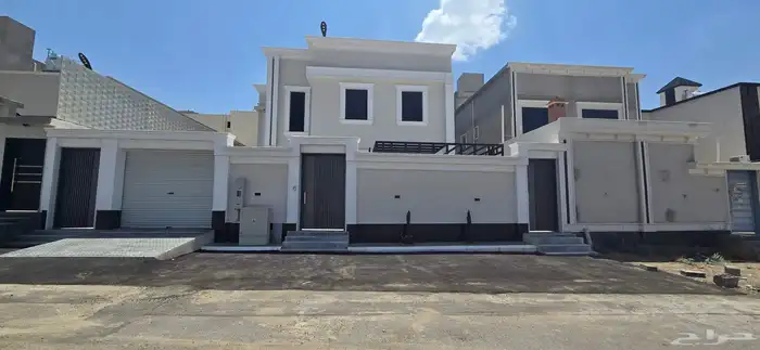 للبيع فيلا دورين وملحق 8 غرف نوم شغل شخصى 1