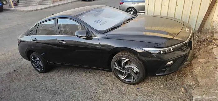 النترا 2025 لون أسود 0