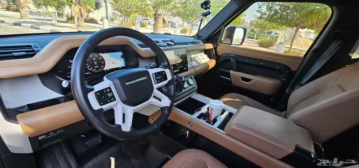 لاند روفر ديفندر p110 2025 5