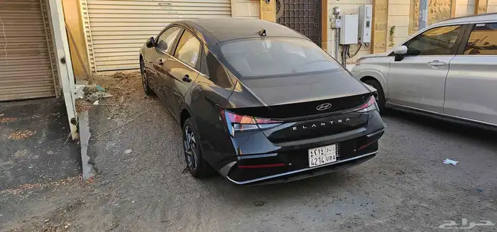 النترا 2025 لون أسود 1