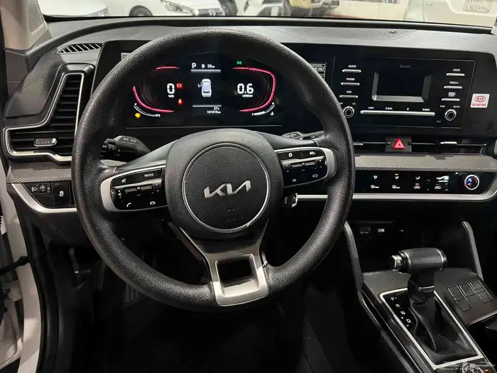 سبورتاج بنزين 2023 نص فل سعودي بحالة الوكالة 8