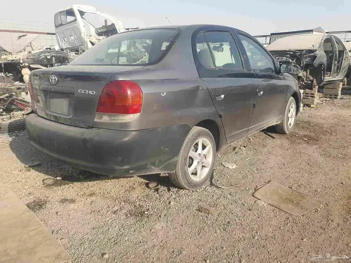 تشليح تويوتا ايكو موديل 2005 1