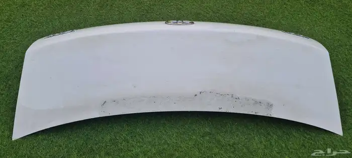 شنط يارس وكالة من موديل 2006 إلى 2013 بس تحتاج رش 1