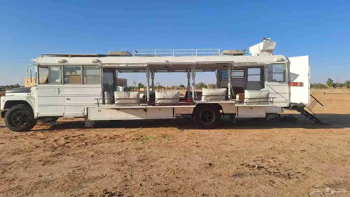 الدوادمي. باص انترنفس الجمس مكينه ديزل ماشيه 17 الف محول كرف 0