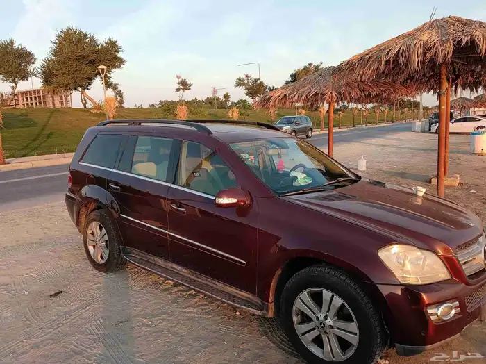 مرسيدس GL500 9