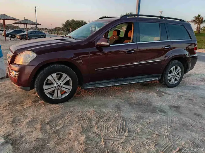 مرسيدس GL500 8