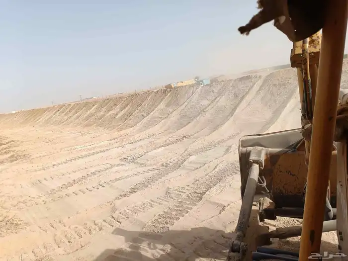 للايجار بلدوزر 155 الاجفر الخوير شنان بقعاء جميع المناطق 3