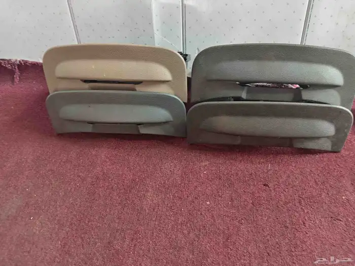 حامل الاكواب فورد فكتوريا موديل 2011 2