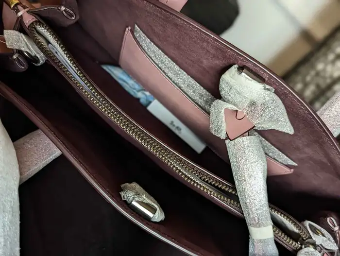 شنطة كوتش جديدة 5