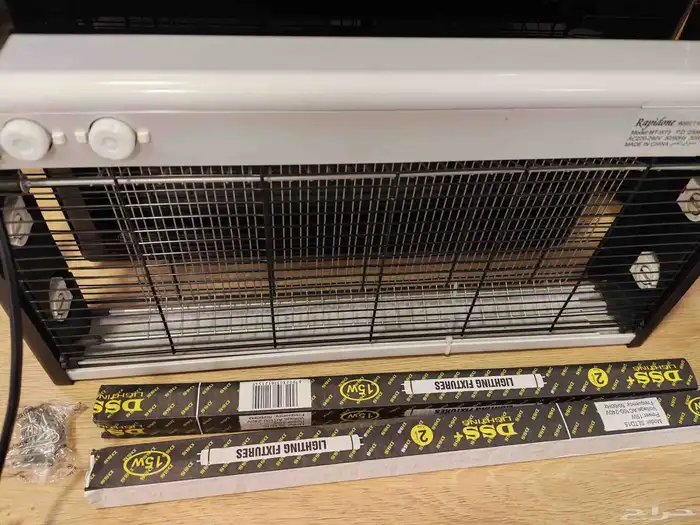 مصيدة حشرات كهربائية 1