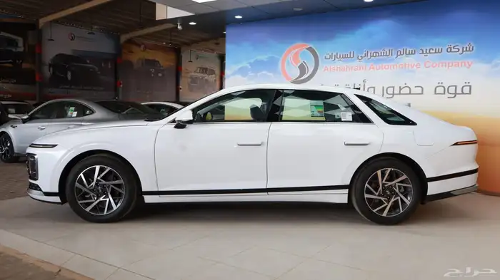 هيونداي ازيرا كلاسيك 2026 4