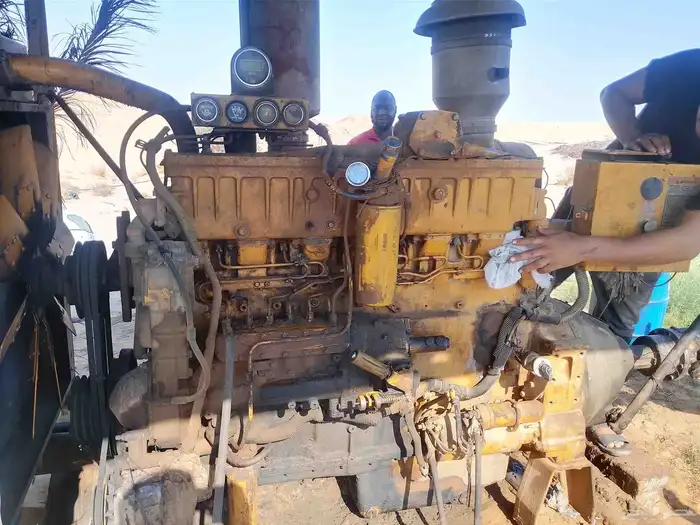 ميكانيكي معدات ثقيله شيولات بوكلين بلتوزر تركتر كسارات مزارع 0